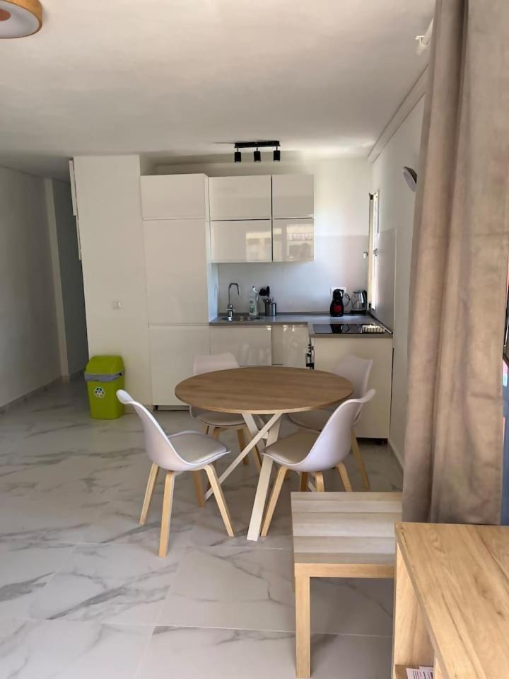 Apartment Vith Amazing View In Minerva 贝纳尔马德纳 外观 照片